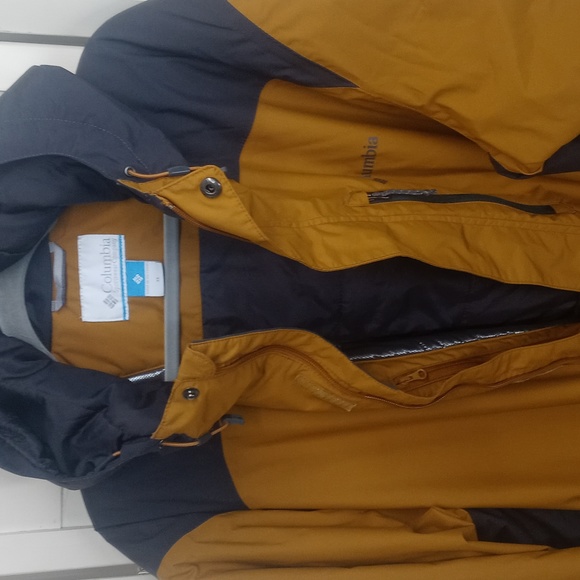 Columbia Tipton Peak Insulated Jacket - Picture 8 of 11